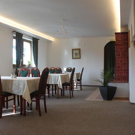 Zlaty Lev Hotel Svitavy Luaran gambar