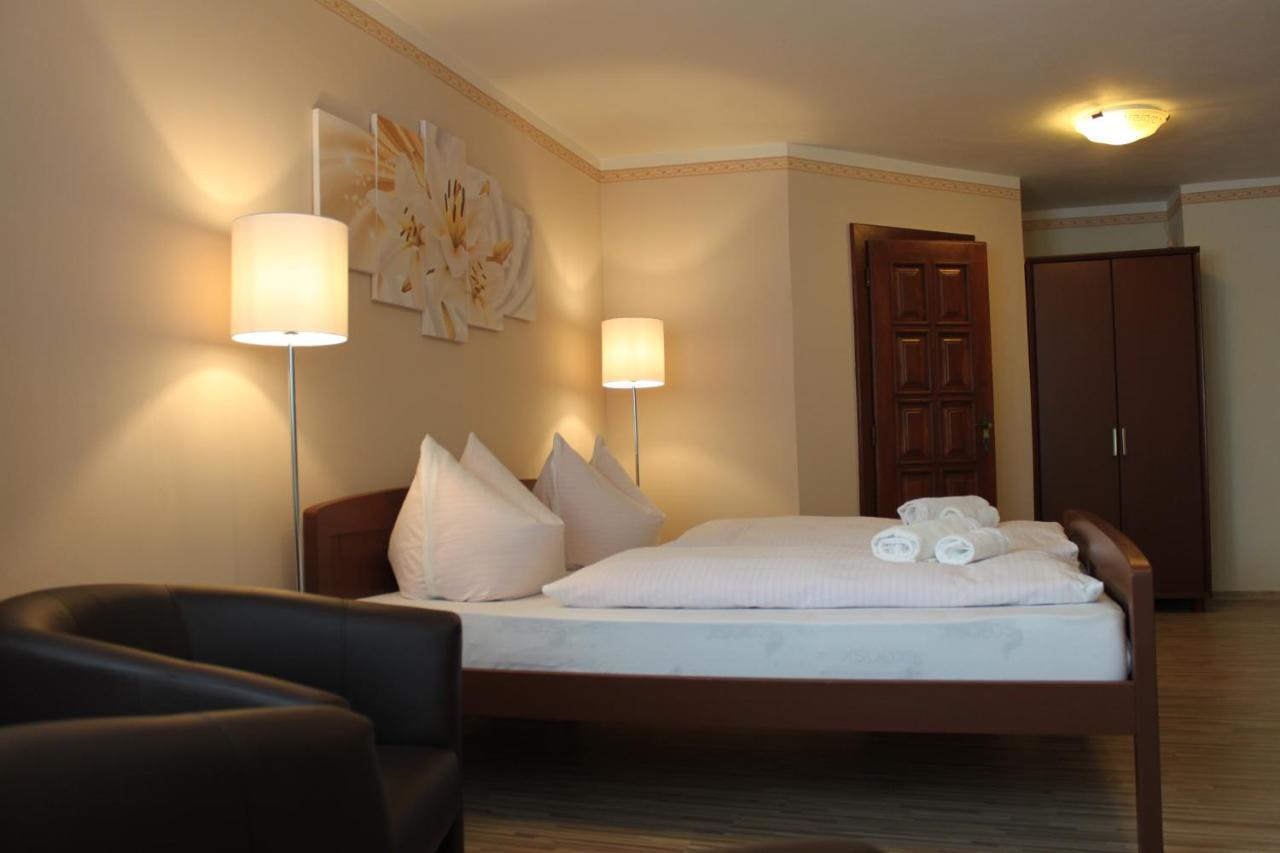 Zlaty Lev Hotel Svitavy Luaran gambar